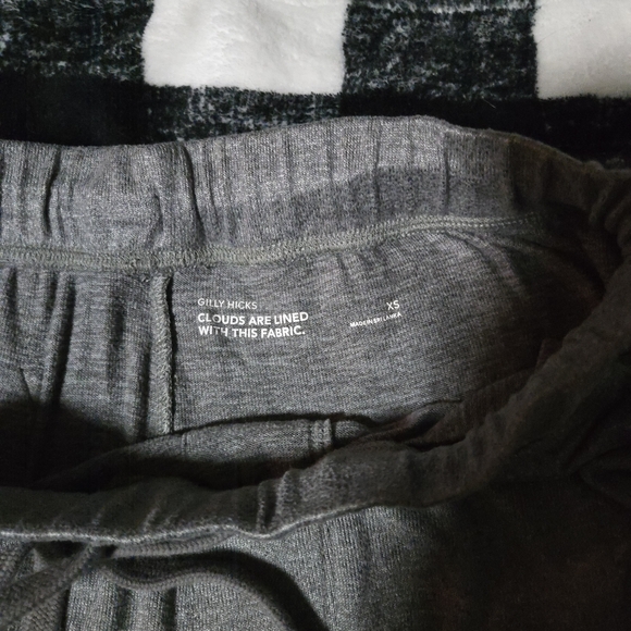 Gilly Hicks Gray Track Pants - Picture 2 of 2